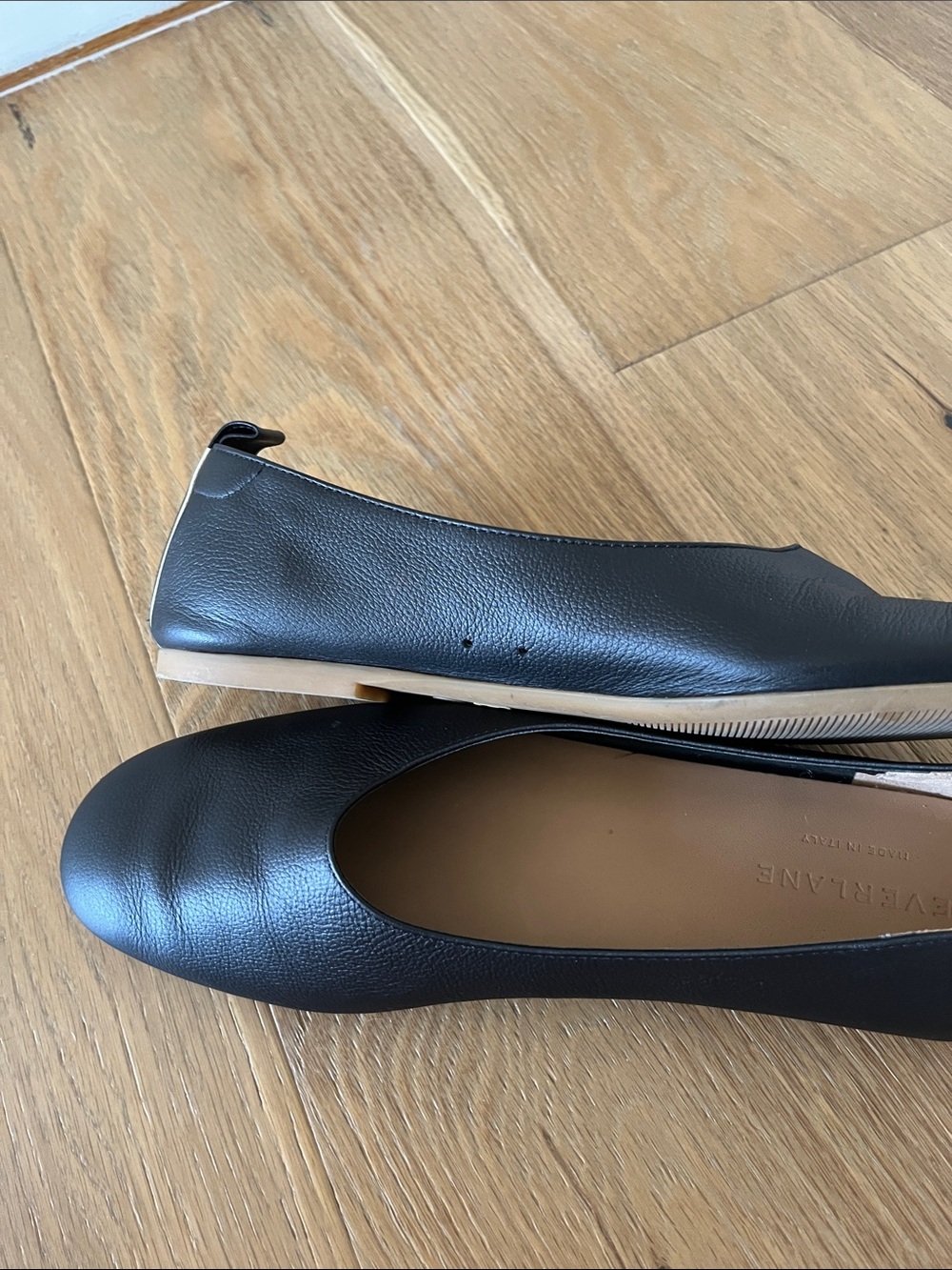 Everlane Black Leather Slip-On Ballet Flats - Picture 6 of 7